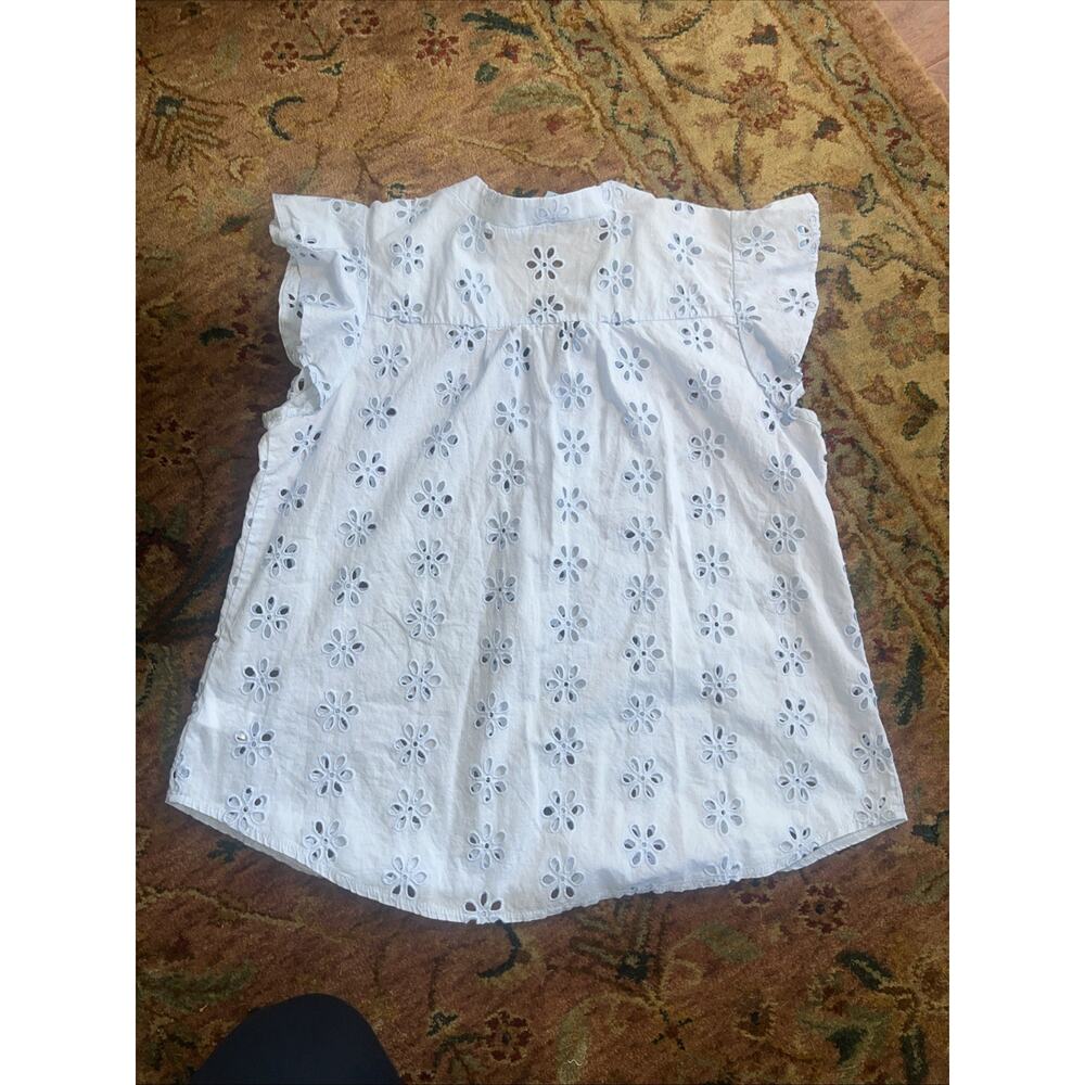 Cece V-Neck Baby Blue Eyelet Floral Embroidery Flutter Sleeve Cotton Top Sz M - Picture 10 of 10